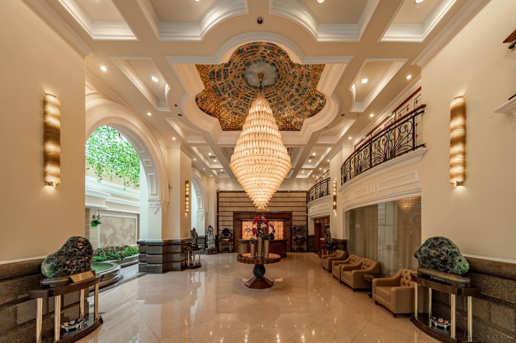Sherwood Residence Πόλη Χο Τσι Μινχ Εξωτερικό φωτογραφία The lobby of the hotel