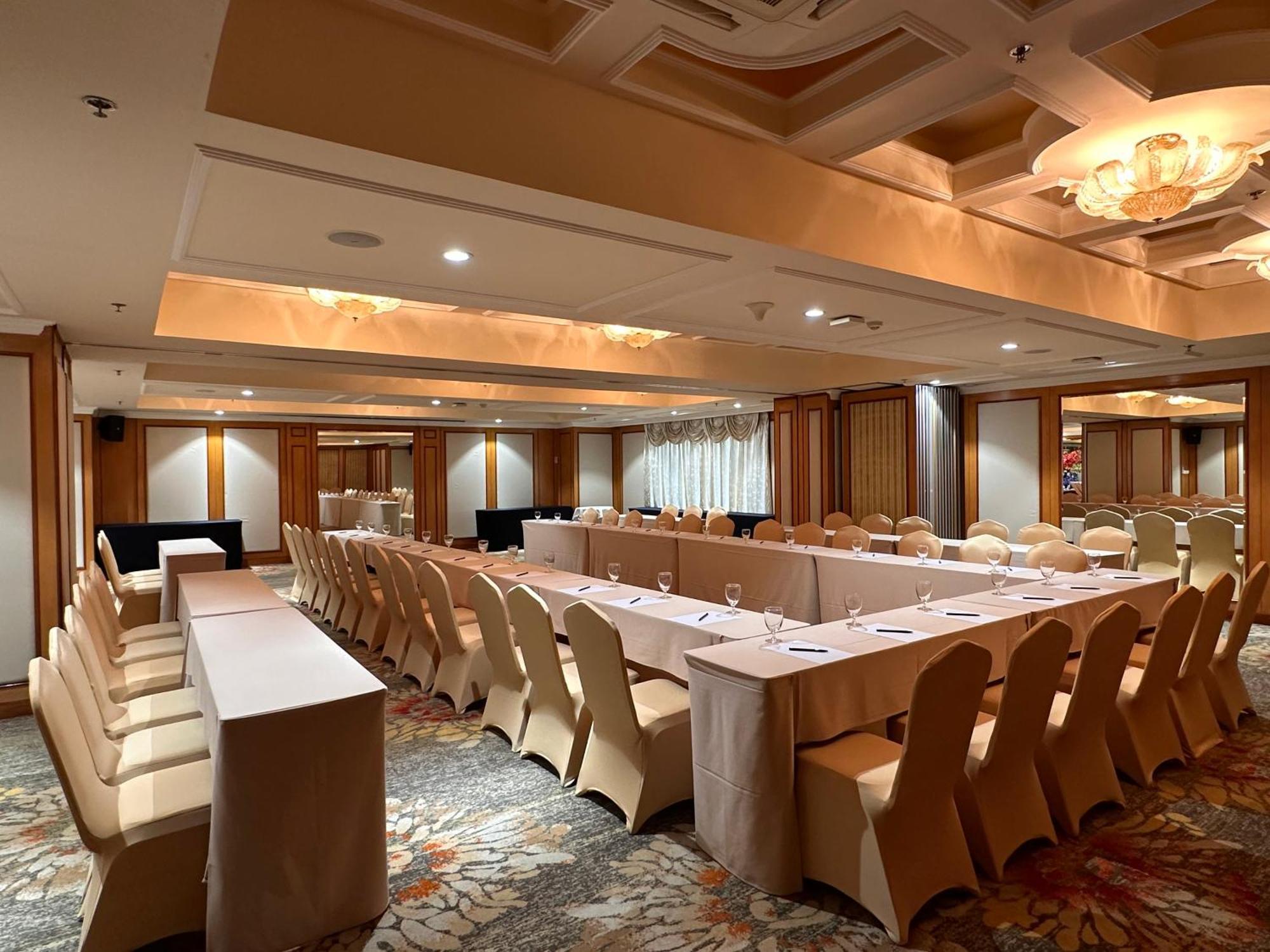 Sherwood Residence Πόλη Χο Τσι Μινχ Εξωτερικό φωτογραφία The Royal Ballroom
