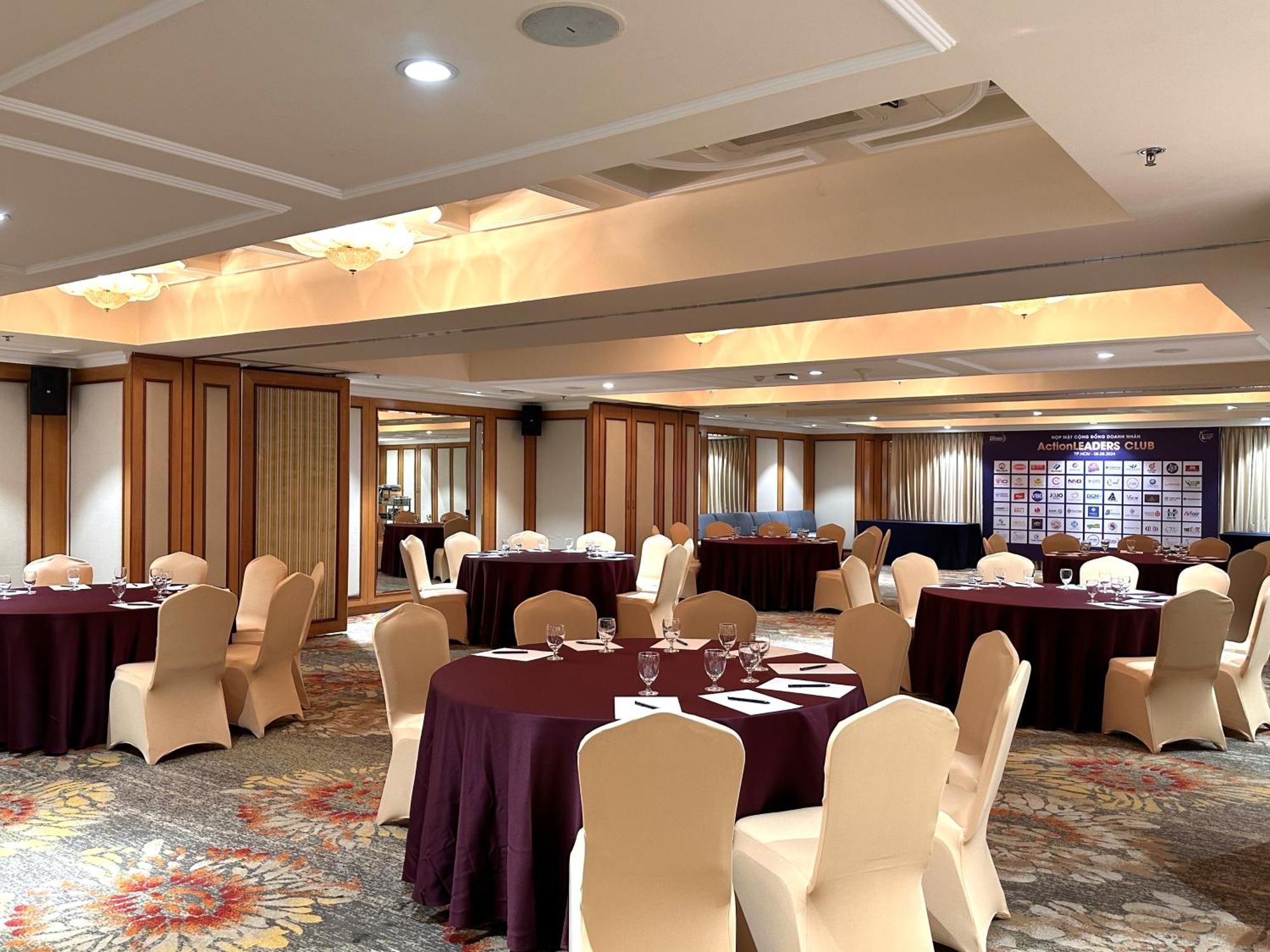 Sherwood Residence Πόλη Χο Τσι Μινχ Εξωτερικό φωτογραφία The ballroom